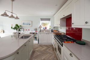 Kitchen- click for photo gallery